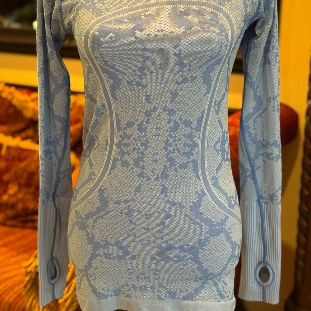 lululemon athletica Blue Patterned Women's Top